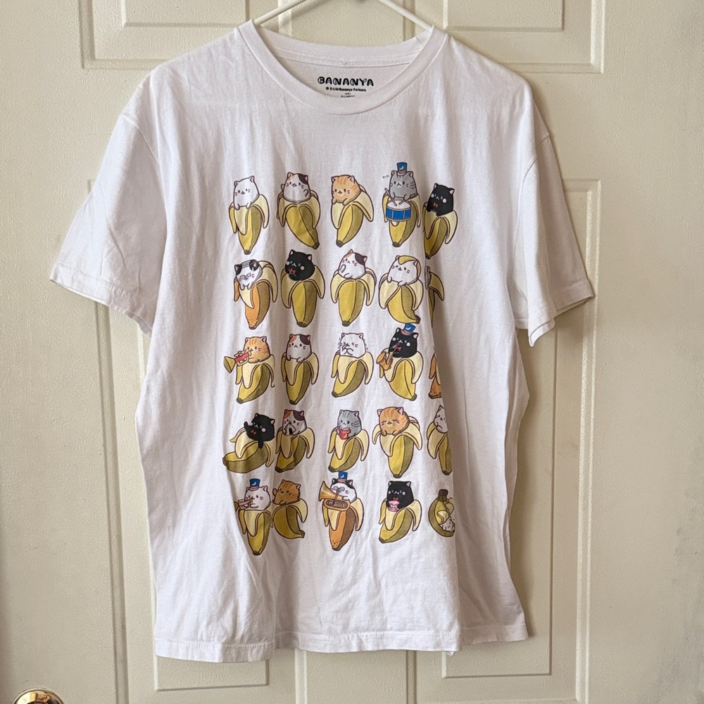 Bananya Character Kitty Cats in Bananas Whimsical Anime Graphic Tee Unisex Sz XL